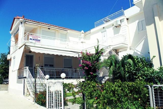 Alkioni Studios Βατερά Εξωτερικό φωτογραφία